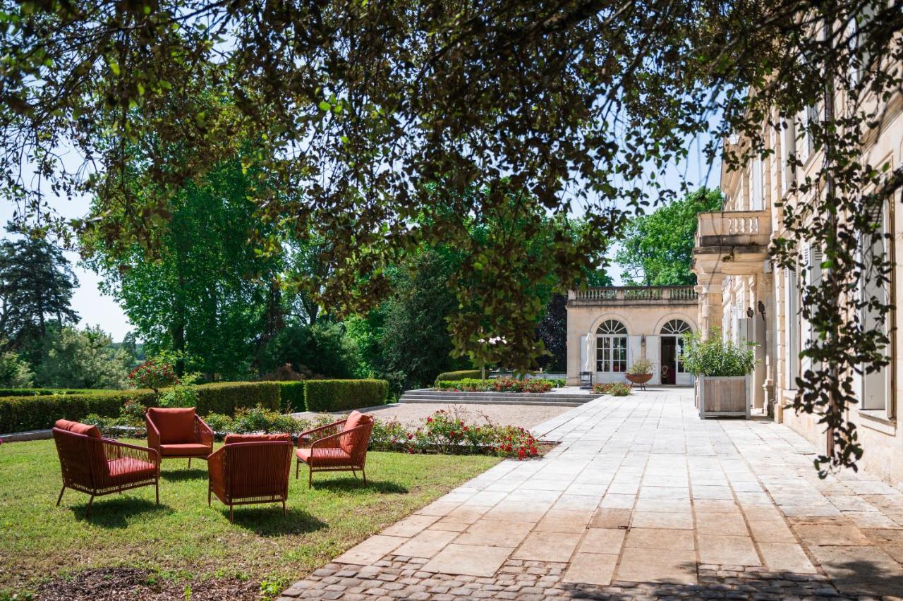 Chateau De Lussac Lussac  Экстерьер фото